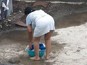 Dua poni di kolam vi ...