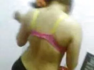 Hot Arab MILF Zahra  ...
